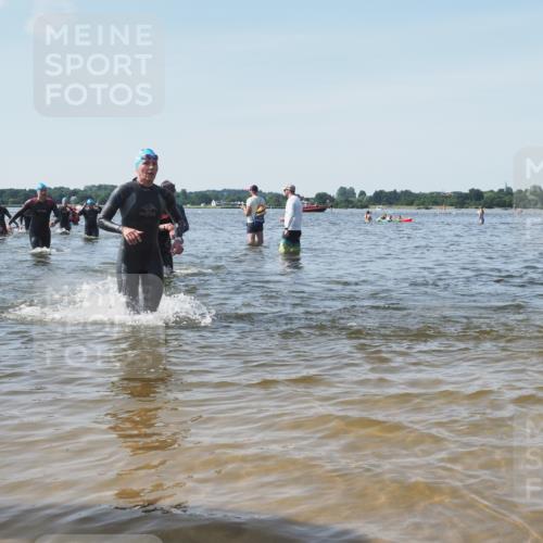 22.06.2025 - Viking Triathlon KatJ http://msf.ph/oto/8108504 22.06.2025 10:38:17 Schwimmen 61, 72, 89, 191, 209, 269, 398, 447, 509, 535, 662 meine-sportfotos.de