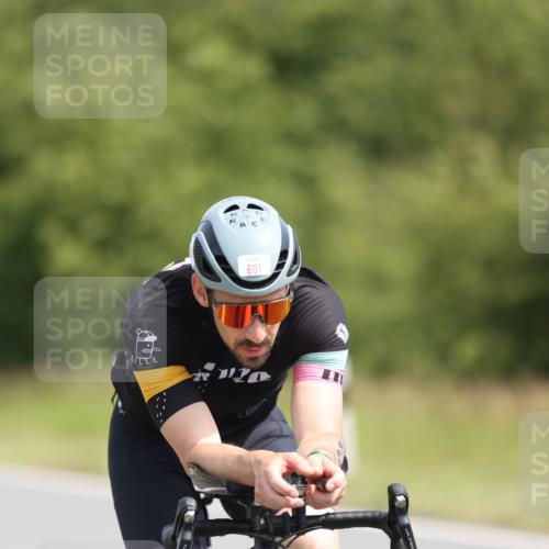 22.06.2025 - Viking Triathlon Yannick Fuchs http://msf.ph/oto/8108507 22.06.2025 11:32:33 Radfahren 8, 58, 203, 462, 601, 653 meine-sportfotos.de