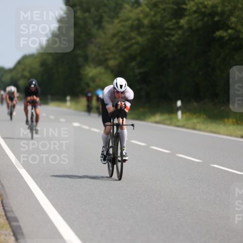 22.06.2025 - Viking Triathlon Yannick Fuchs http://msf.ph/oto/8108566 22.06.2025 11:32:36 Radfahren 8, 203, 462, 601, 644, 653 meine-sportfotos.de
