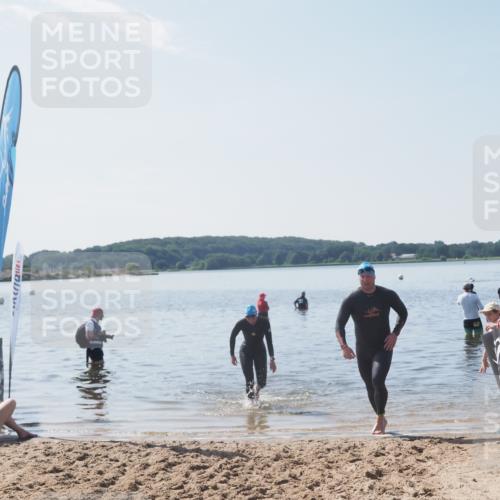 22.06.2025 - Viking Triathlon MichiJ http://msf.ph/oto/8108570 22.06.2025 10:55:32 Schwimmen 246, 472 meine-sportfotos.de