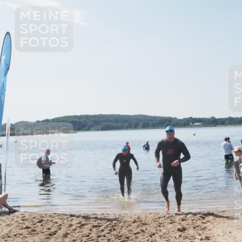 22.06.2025 - Viking Triathlon MichiJ http://msf.ph/oto/8108576 22.06.2025 10:55:33 Schwimmen 246, 472 meine-sportfotos.de