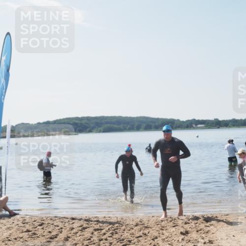 22.06.2025 - Viking Triathlon MichiJ http://msf.ph/oto/8108585 22.06.2025 10:55:33 Schwimmen 246, 472 meine-sportfotos.de