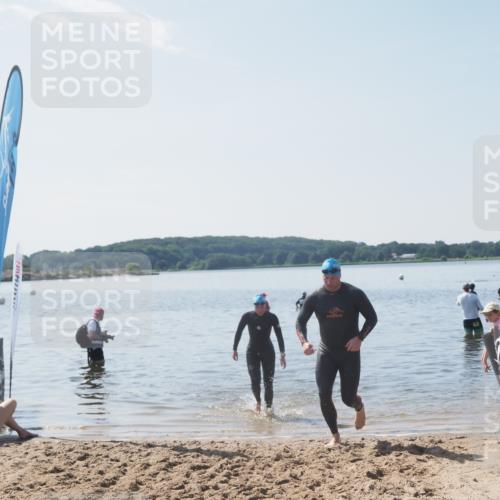 22.06.2025 - Viking Triathlon MichiJ http://msf.ph/oto/8108592 22.06.2025 10:55:33 Schwimmen 246, 472 meine-sportfotos.de