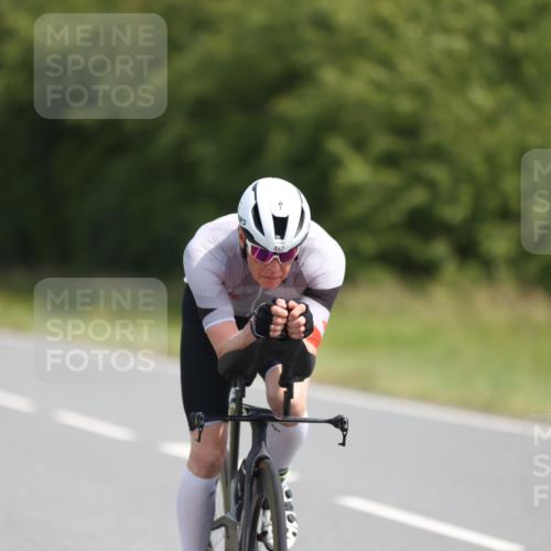 22.06.2025 - Viking Triathlon Yannick Fuchs http://msf.ph/oto/8108616 22.06.2025 11:32:38 Radfahren 8, 203, 462, 644, 653 meine-sportfotos.de