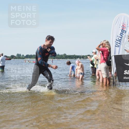 22.06.2025 - Viking Triathlon KatJ http://msf.ph/oto/8108641 22.06.2025 10:38:21 Schwimmen 61, 72, 89, 209, 269, 398, 419, 428, 447, 509, 535, 603, 662 meine-sportfotos.de
