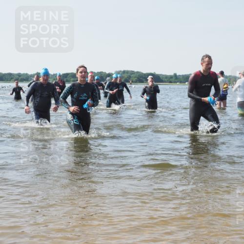 22.06.2025 - Viking Triathlon KatJ http://msf.ph/oto/8108673 22.06.2025 10:38:23 Schwimmen 22, 61, 89, 209, 269, 398, 419, 428, 447, 509, 535, 603, 659, 662 meine-sportfotos.de