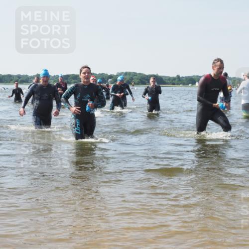 22.06.2025 - Viking Triathlon KatJ http://msf.ph/oto/8108683 22.06.2025 10:38:23 Schwimmen 22, 61, 89, 209, 269, 398, 419, 428, 447, 509, 535, 603, 659, 662 meine-sportfotos.de