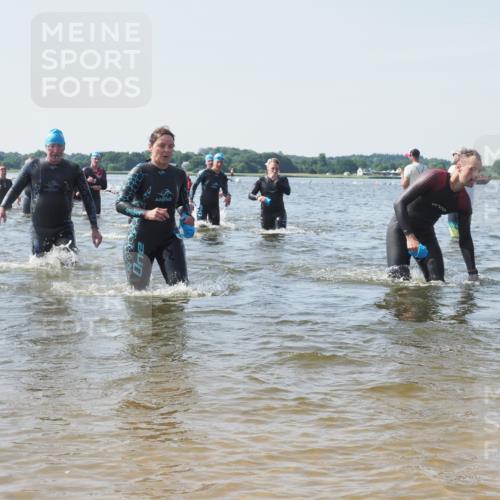 22.06.2025 - Viking Triathlon KatJ http://msf.ph/oto/8108721 22.06.2025 10:38:23 Schwimmen 22, 61, 89, 209, 269, 398, 419, 428, 447, 509, 535, 603, 659, 662 meine-sportfotos.de