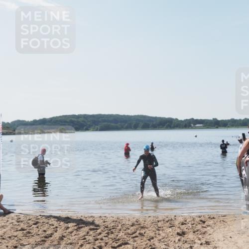 22.06.2025 - Viking Triathlon MichiJ http://msf.ph/oto/8108776 22.06.2025 10:56:24 Schwimmen 499 meine-sportfotos.de