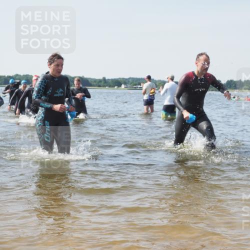 22.06.2025 - Viking Triathlon KatJ http://msf.ph/oto/8108778 22.06.2025 10:38:24 Schwimmen 22, 61, 89, 209, 269, 398, 419, 428, 447, 509, 535, 603, 659, 662 meine-sportfotos.de