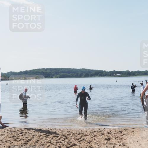 22.06.2025 - Viking Triathlon MichiJ http://msf.ph/oto/8108792 22.06.2025 10:56:24 Schwimmen 499 meine-sportfotos.de