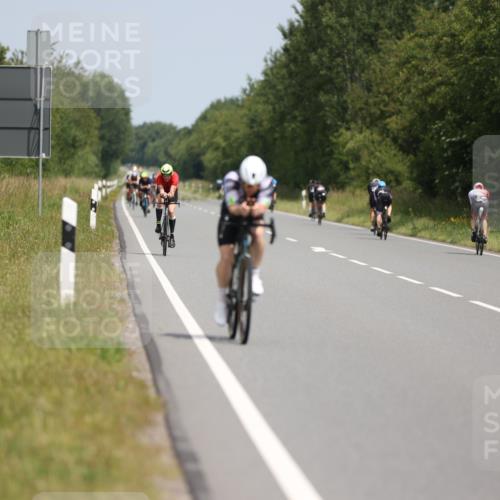 22.06.2025 - Viking Triathlon Yannick Fuchs http://msf.ph/oto/8108795 22.06.2025 12:13:45 Radfahren 190, 269, 482 meine-sportfotos.de
