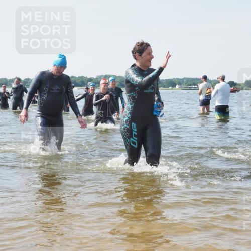 22.06.2025 - Viking Triathlon KatJ http://msf.ph/oto/8108805 22.06.2025 10:38:25 Schwimmen 22, 89, 209, 269, 398, 419, 428, 447, 509, 535, 601, 603, 659, 662 meine-sportfotos.de