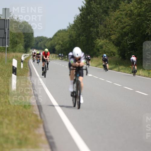 22.06.2025 - Viking Triathlon Yannick Fuchs http://msf.ph/oto/8108811 22.06.2025 12:13:45 Radfahren 190, 269, 482 meine-sportfotos.de