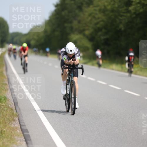 22.06.2025 - Viking Triathlon Yannick Fuchs http://msf.ph/oto/8108821 22.06.2025 12:13:46 Radfahren 190, 269, 482 meine-sportfotos.de