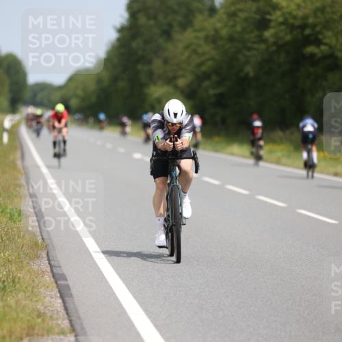 22.06.2025 - Viking Triathlon Yannick Fuchs http://msf.ph/oto/8108836 22.06.2025 12:13:46 Radfahren 190, 269, 482 meine-sportfotos.de