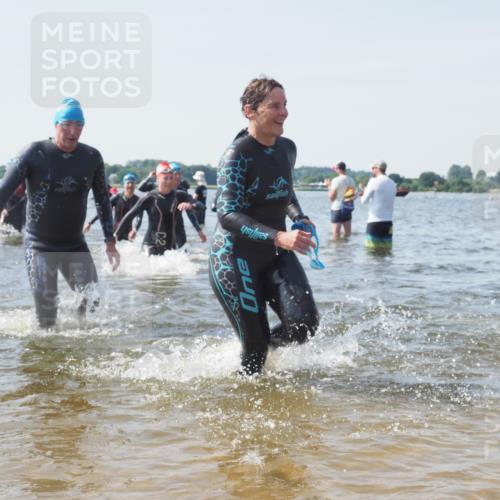 22.06.2025 - Viking Triathlon KatJ http://msf.ph/oto/8108853 22.06.2025 10:38:26 Schwimmen 22, 89, 156, 209, 269, 398, 419, 428, 447, 509, 535, 601, 603, 659, 662 meine-sportfotos.de