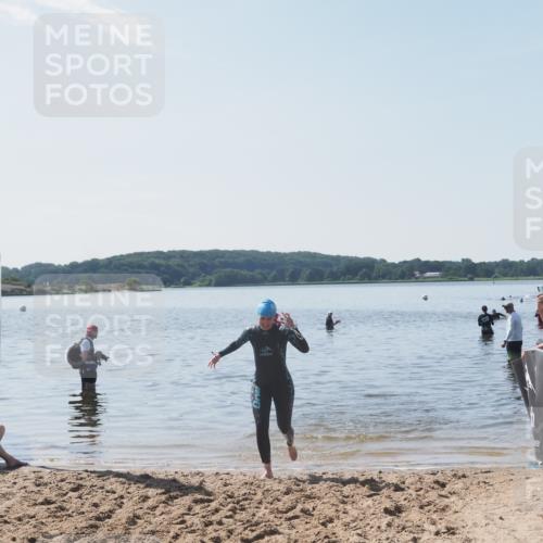 22.06.2025 - Viking Triathlon MichiJ http://msf.ph/oto/8108855 22.06.2025 10:56:25 Schwimmen 499 meine-sportfotos.de