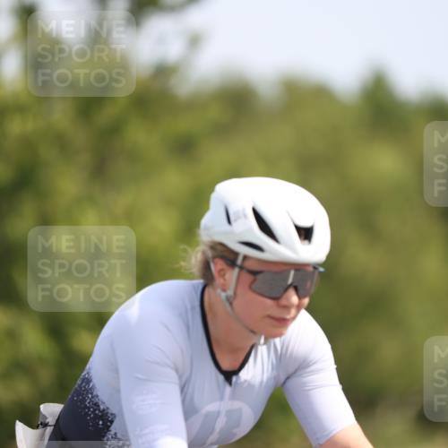 22.06.2025 - Viking Triathlon Yannick Fuchs http://msf.ph/oto/8108863 22.06.2025 11:32:50 Radfahren 89, 115, 128, 291, 309, 644 meine-sportfotos.de