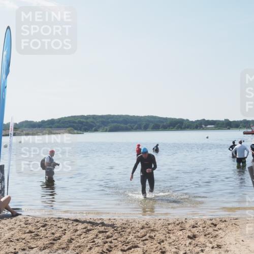22.06.2025 - Viking Triathlon MichiJ http://msf.ph/oto/8108866 22.06.2025 10:56:56 Schwimmen 363 meine-sportfotos.de