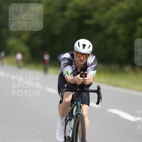 22.06.2025 - Viking Triathlon Yannick Fuchs http://msf.ph/oto/8108872 22.06.2025 12:13:47 Radfahren 190, 269, 482 meine-sportfotos.de