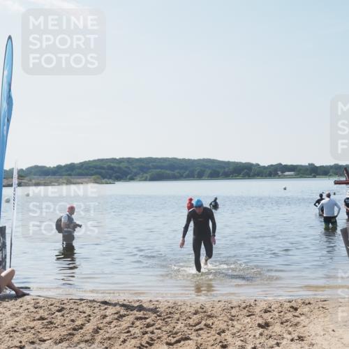 22.06.2025 - Viking Triathlon MichiJ http://msf.ph/oto/8108879 22.06.2025 10:56:56 Schwimmen 363 meine-sportfotos.de