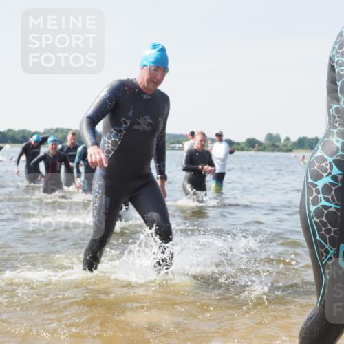 22.06.2025 - Viking Triathlon KatJ http://msf.ph/oto/8108885 22.06.2025 10:38:27 Schwimmen 22, 89, 156, 209, 269, 398, 419, 428, 447, 509, 535, 601, 603, 659, 662 meine-sportfotos.de