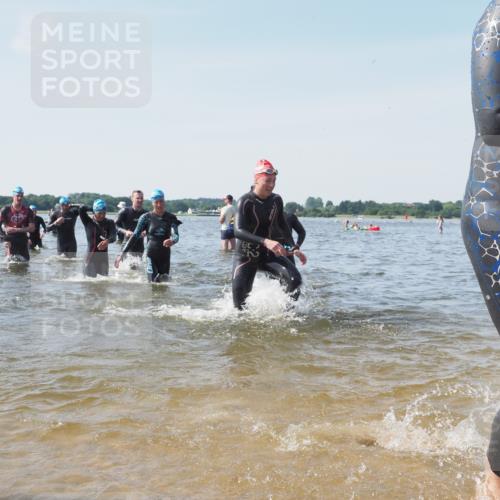 22.06.2025 - Viking Triathlon KatJ http://msf.ph/oto/8108935 22.06.2025 10:38:29 Schwimmen 22, 85, 89, 156, 209, 215, 269, 398, 419, 428, 447, 509, 535, 601, 603, 659, 662 meine-sportfotos.de