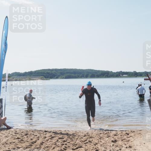 22.06.2025 - Viking Triathlon MichiJ http://msf.ph/oto/8108944 22.06.2025 10:56:58 Schwimmen 363 meine-sportfotos.de