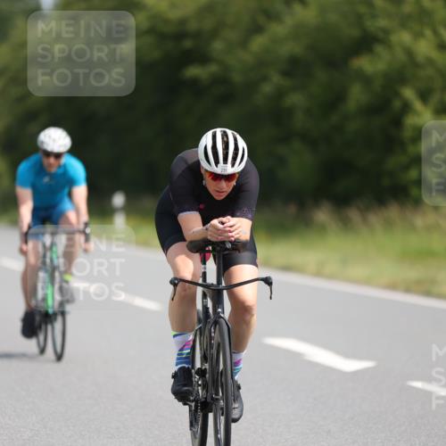 22.06.2025 - Viking Triathlon Yannick Fuchs http://msf.ph/oto/8108990 22.06.2025 11:32:58 Radfahren 95, 128, 287, 291, 309, 379, 662 meine-sportfotos.de