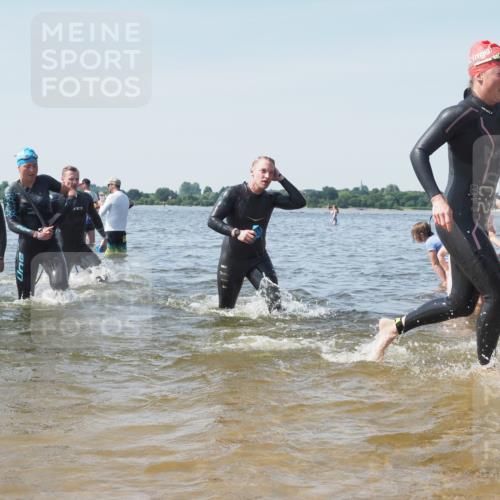 22.06.2025 - Viking Triathlon KatJ http://msf.ph/oto/8108996 22.06.2025 10:38:31 Schwimmen 22, 85, 156, 215, 269, 398, 419, 428, 447, 509, 535, 601, 603, 659, 662 meine-sportfotos.de