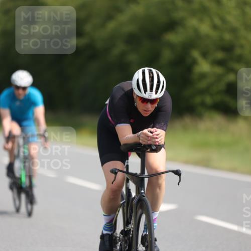 22.06.2025 - Viking Triathlon Yannick Fuchs http://msf.ph/oto/8108997 22.06.2025 11:32:58 Radfahren 95, 128, 287, 291, 309, 379, 662 meine-sportfotos.de