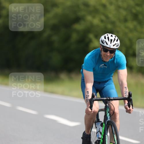 22.06.2025 - Viking Triathlon Yannick Fuchs http://msf.ph/oto/8109023 22.06.2025 11:33:00 Radfahren 95, 128, 287, 291, 379, 625, 662 meine-sportfotos.de