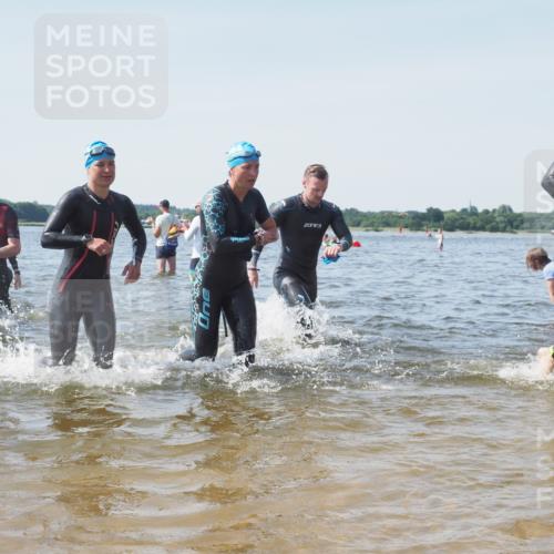 22.06.2025 - Viking Triathlon KatJ http://msf.ph/oto/8109047 22.06.2025 10:38:33 Schwimmen 22, 85, 156, 164, 215, 269, 398, 419, 428, 509, 535, 601, 603, 659, 662 meine-sportfotos.de