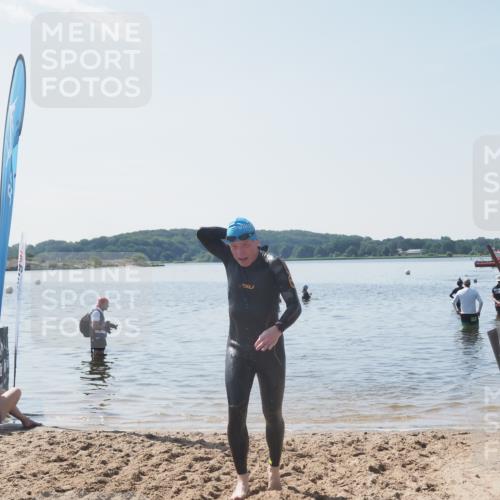22.06.2025 - Viking Triathlon MichiJ http://msf.ph/oto/8109048 22.06.2025 10:57:00 Schwimmen 363 meine-sportfotos.de