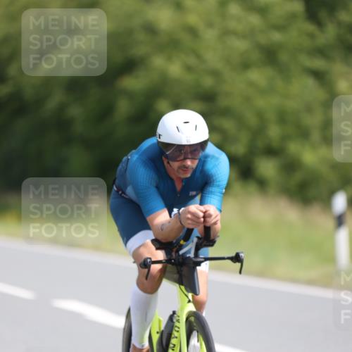 22.06.2025 - Viking Triathlon Yannick Fuchs http://msf.ph/oto/8109059 22.06.2025 11:33:02 Radfahren 95, 128, 287, 291, 379, 625, 662 meine-sportfotos.de