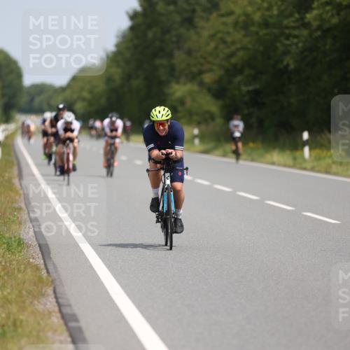 22.06.2025 - Viking Triathlon Yannick Fuchs http://msf.ph/oto/8109064 22.06.2025 12:13:56 Radfahren 28, 150, 172, 180, 184, 253, 375, 482, 513, 635, 645 meine-sportfotos.de