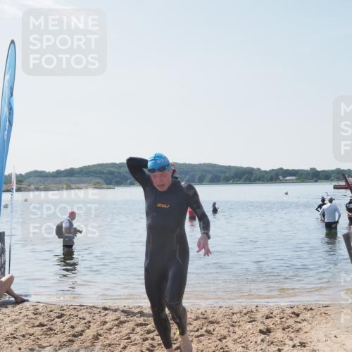 22.06.2025 - Viking Triathlon MichiJ http://msf.ph/oto/8109065 22.06.2025 10:57:00 Schwimmen 363 meine-sportfotos.de