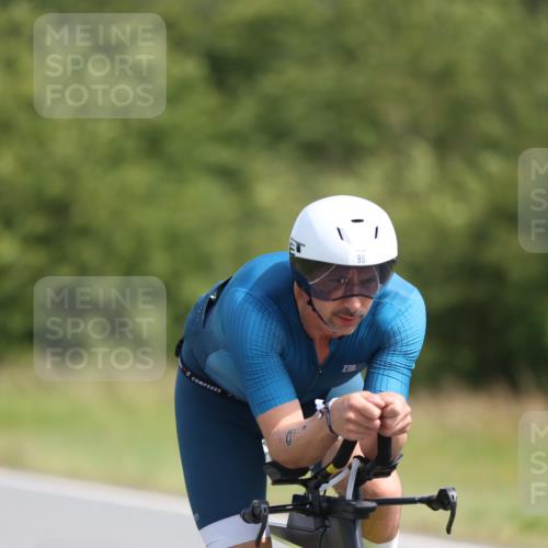 22.06.2025 - Viking Triathlon Yannick Fuchs http://msf.ph/oto/8109079 22.06.2025 11:33:03 Radfahren 95, 128, 287, 291, 379, 625, 662 meine-sportfotos.de