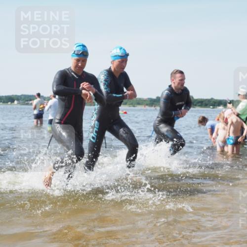 22.06.2025 - Viking Triathlon KatJ http://msf.ph/oto/8109085 22.06.2025 10:38:34 Schwimmen 22, 85, 156, 164, 215, 269, 315, 398, 419, 428, 509, 535, 601, 603, 659 meine-sportfotos.de