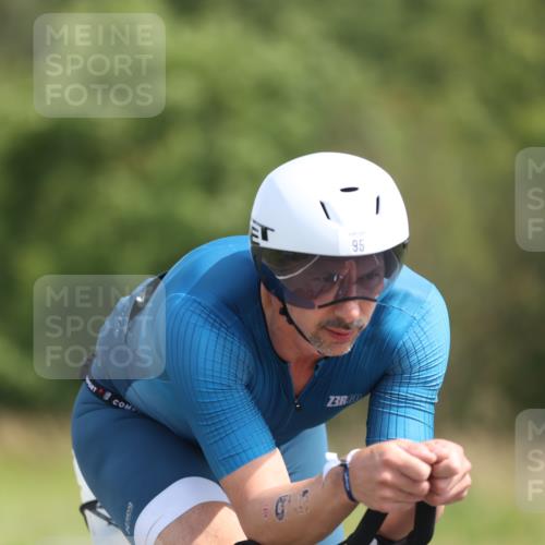 22.06.2025 - Viking Triathlon Yannick Fuchs http://msf.ph/oto/8109095 22.06.2025 11:33:03 Radfahren 95, 128, 287, 291, 379, 625, 662 meine-sportfotos.de