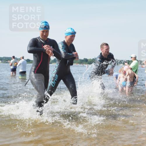 22.06.2025 - Viking Triathlon KatJ http://msf.ph/oto/8109096 22.06.2025 10:38:34 Schwimmen 22, 85, 156, 164, 215, 269, 315, 398, 419, 428, 509, 535, 601, 603, 659 meine-sportfotos.de