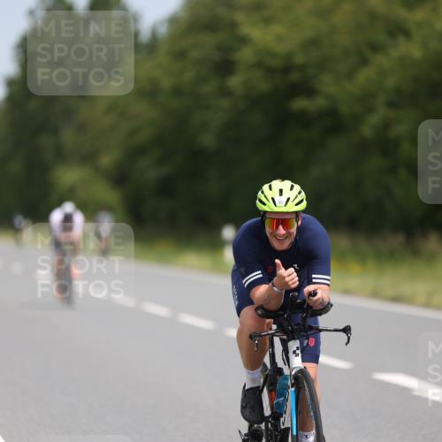22.06.2025 - Viking Triathlon Yannick Fuchs http://msf.ph/oto/8109109 22.06.2025 12:13:58 Radfahren 28, 150, 172, 180, 184, 253, 375, 513, 635, 645 meine-sportfotos.de