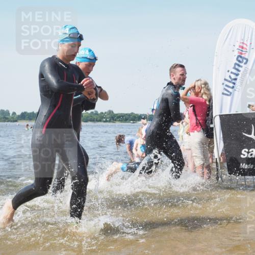 22.06.2025 - Viking Triathlon KatJ http://msf.ph/oto/8109115 22.06.2025 10:38:34 Schwimmen 22, 85, 156, 164, 215, 269, 315, 398, 419, 428, 509, 535, 601, 603, 659 meine-sportfotos.de