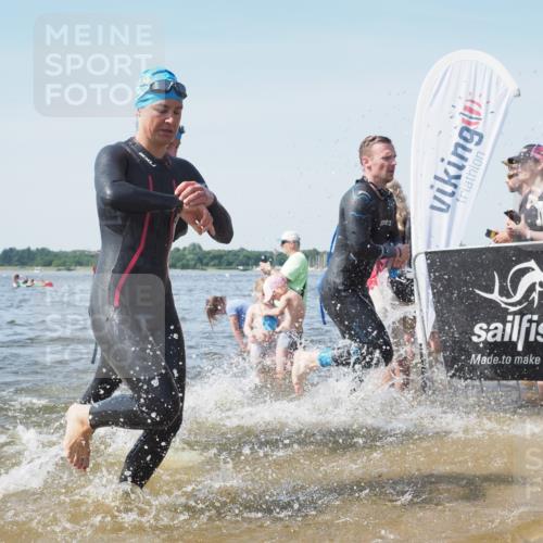 22.06.2025 - Viking Triathlon KatJ http://msf.ph/oto/8109120 22.06.2025 10:38:34 Schwimmen 22, 85, 156, 164, 215, 269, 315, 398, 419, 428, 509, 535, 601, 603, 659 meine-sportfotos.de