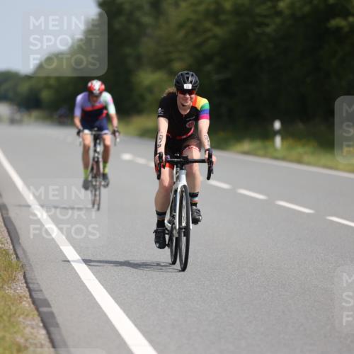 22.06.2025 - Viking Triathlon Yannick Fuchs http://msf.ph/oto/8109122 22.06.2025 11:33:06 Radfahren 95, 287, 379, 625, 662 meine-sportfotos.de