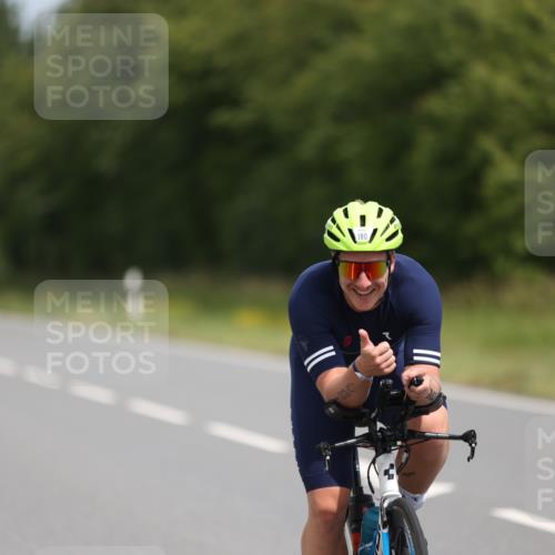 22.06.2025 - Viking Triathlon Yannick Fuchs http://msf.ph/oto/8109123 22.06.2025 12:13:58 Radfahren 28, 150, 172, 180, 184, 253, 375, 513, 635, 645 meine-sportfotos.de