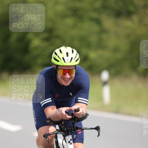 22.06.2025 - Viking Triathlon Yannick Fuchs http://msf.ph/oto/8109137 22.06.2025 12:13:58 Radfahren 28, 150, 172, 180, 184, 253, 375, 513, 635, 645 meine-sportfotos.de
