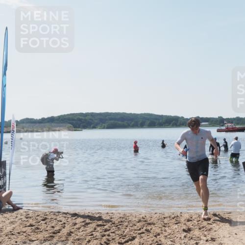 22.06.2025 - Viking Triathlon MichiJ http://msf.ph/oto/8109138 22.06.2025 10:58:10 Schwimmen 357, 359, 403 meine-sportfotos.de