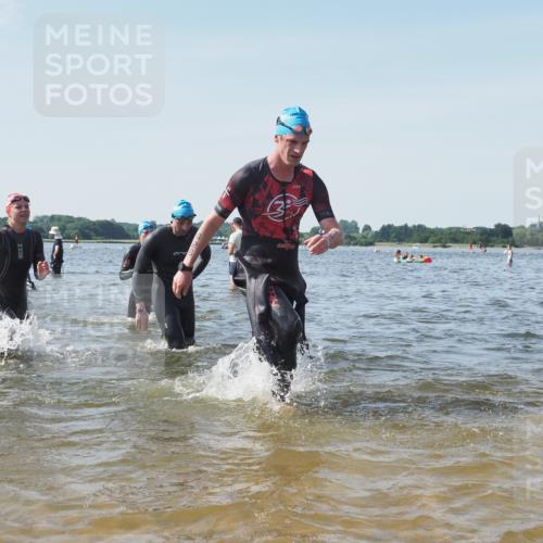22.06.2025 - Viking Triathlon KatJ http://msf.ph/oto/8109144 22.06.2025 10:38:36 Schwimmen 22, 85, 156, 164, 215, 269, 315, 327, 398, 419, 428, 509, 535, 601, 603, 659 meine-sportfotos.de